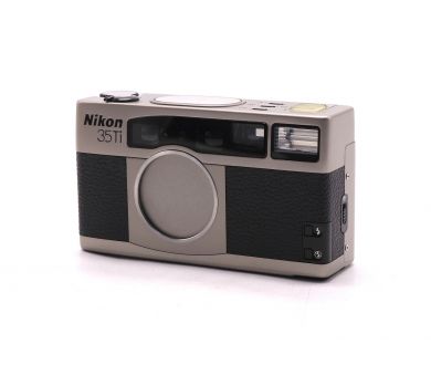 Пленочный компактный фотоаппарат Nikon 35TI