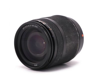 Зум-объектив Sony 18-200mm f/3.5-6.3 DT (SAL18200)