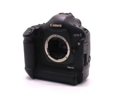 Профессиональная камера Canon EOS 1D Mark III body