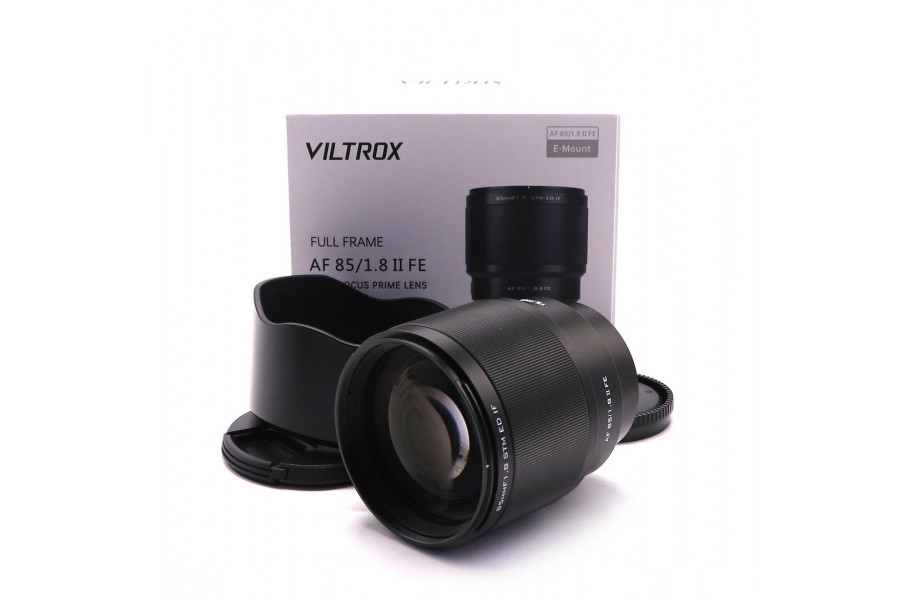 Объектив Viltrox AF 85mm f/1.8 II FE Sony E в упаковке