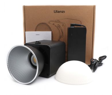 Осветитель светодиодный Ulanzi ML100 RGB 100 Вт в упаковке