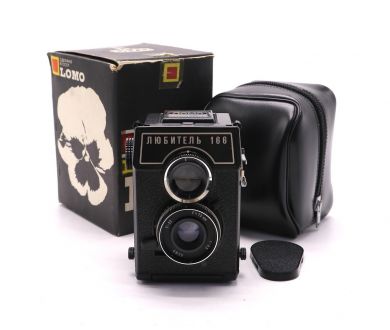 Советский фотоаппарат Любитель 166 в упаковке
