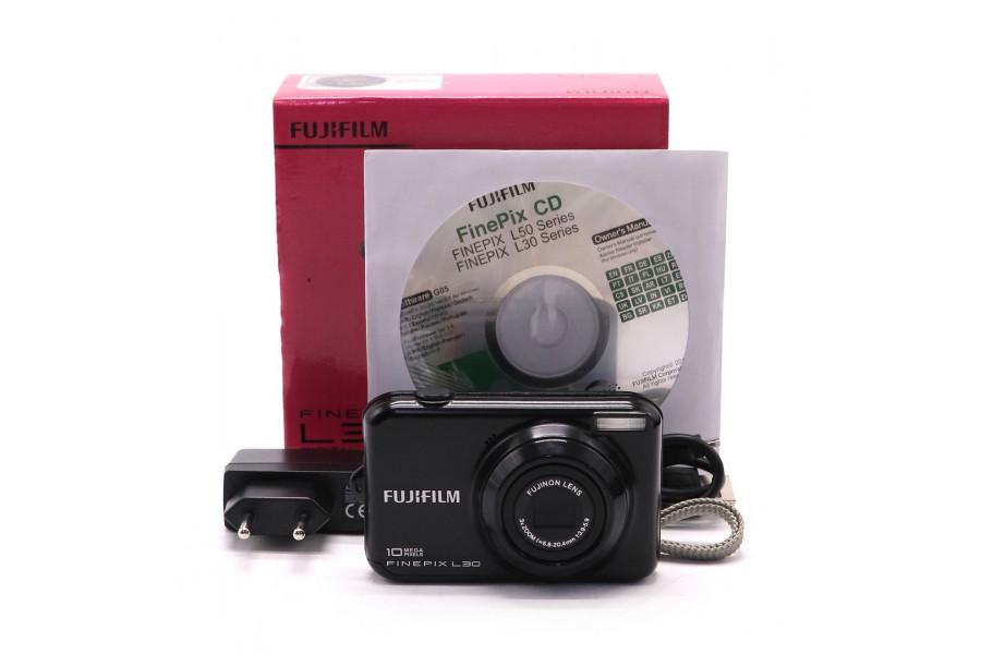 Компактная камера Fujifilm FinePix L30 в упаковке