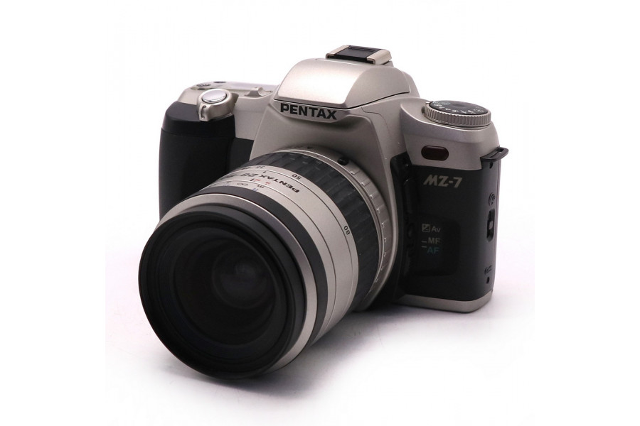 Надежный зеркальный фотоаппарат Pentax MZ-7 kit