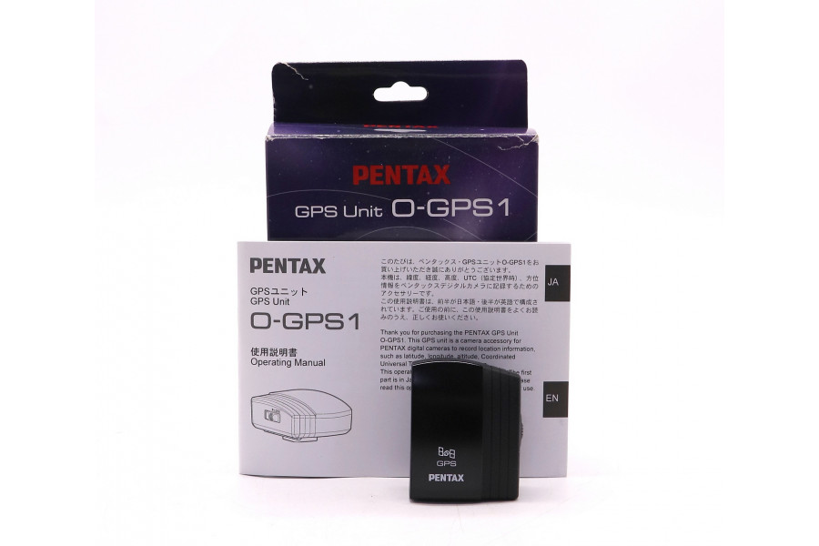 Внешний GPS‑модуль Pentax Unit (O-GPS1) в упаковке
