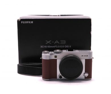 Компактная фотокамера Fujifilm X-A3 body в упаковке