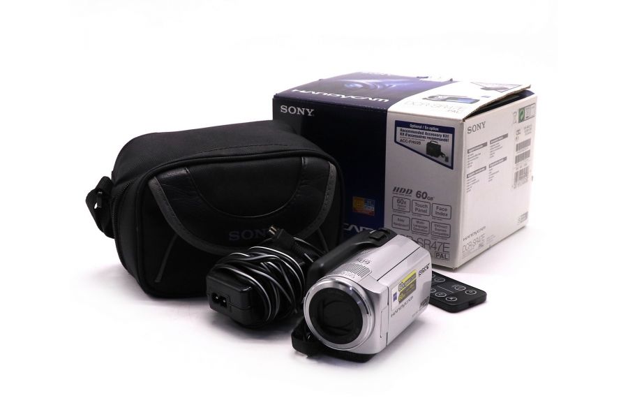 Видеокамера Sony DCR-SR47E Handycam в упаковке