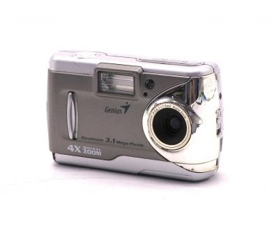 Цифровая компактная камера Genius G-Shot D211