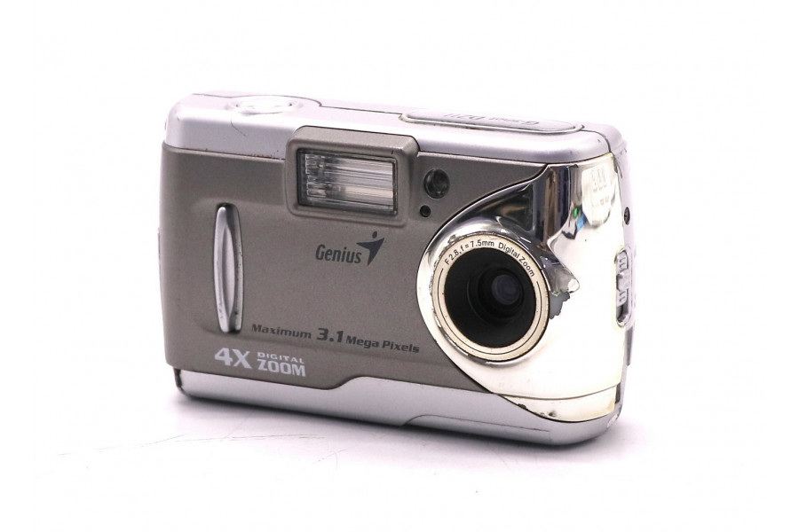 Цифровая компактная камера Genius G-Shot D211