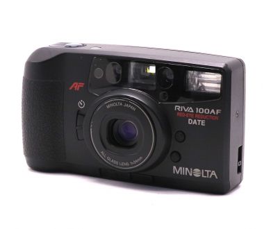 Плёночная компактная камера Minolta Riva 100 AF QD
