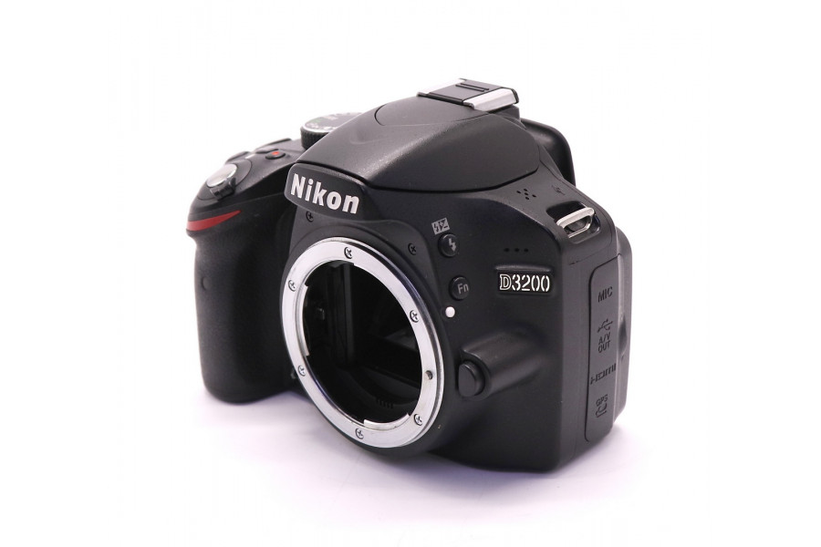 Nikon D3200 body (пробег 89000 кадров) неисправный