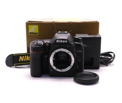 Nikon D7500 body в упаковке (пробег 26880 кадров)