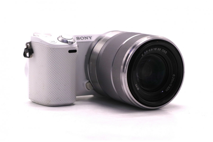 Фотокамера Sony Nex-5R kit (пробег 3320 кадров)