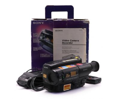 Видеокамера Sony CCD-TR402E в упаковке
