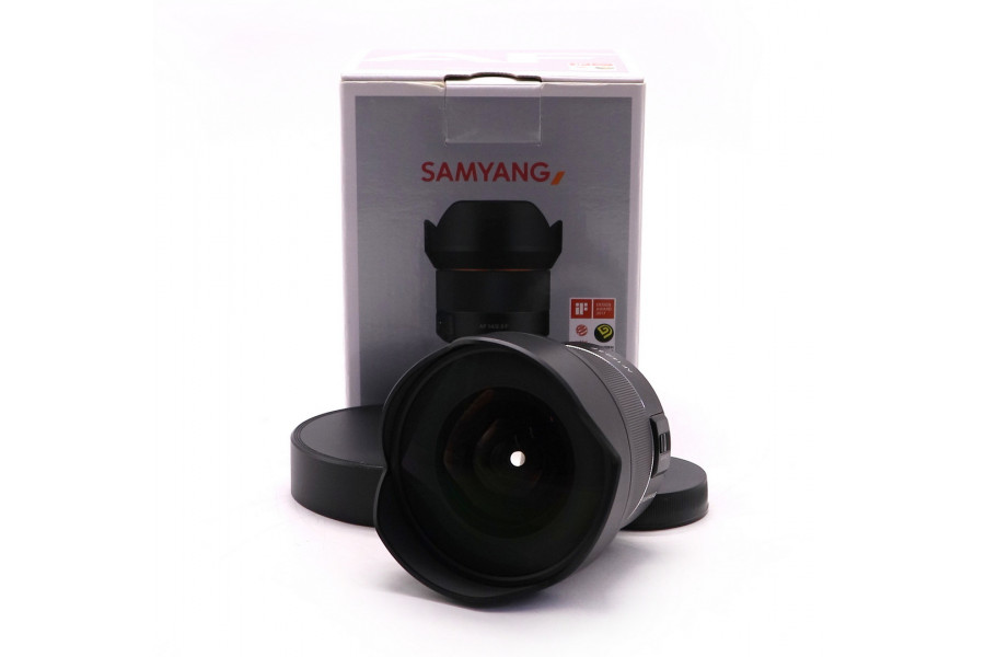 Объектив Samyang AF 14mm f/2.8 Nikon F в упаковке