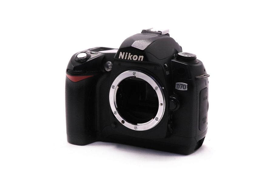 Фотокамера Nikon D70 body (пробег неизвестен)