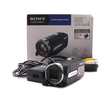 Видеокамера компактная Sony DCR-SX20E в упаковке