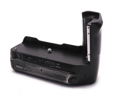 Батарейная ручка Nikon MB-23 для Nikon F4