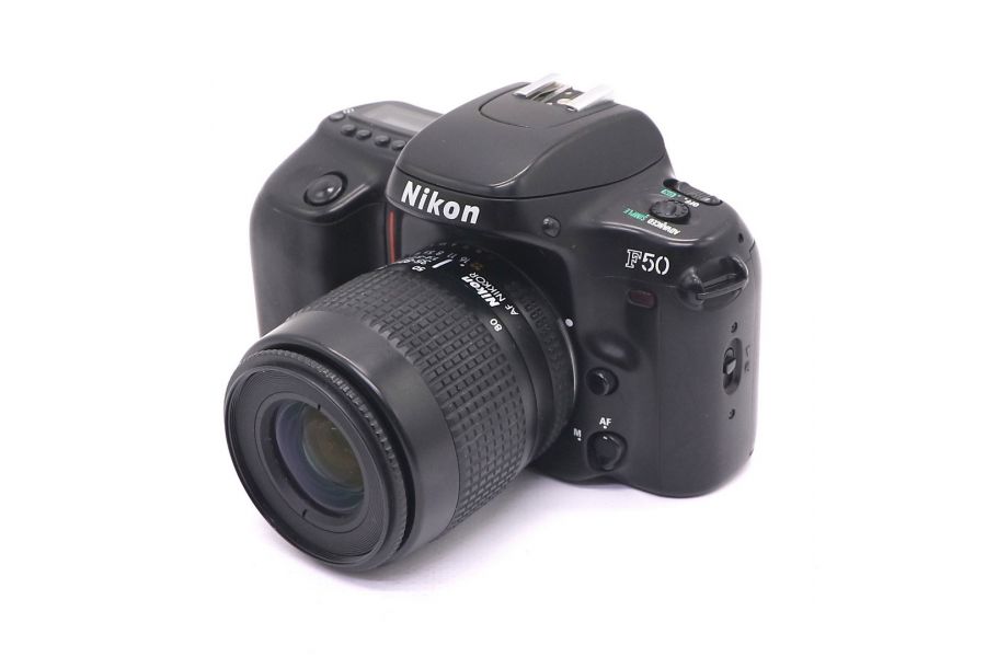 Nikon F50 + Nikon 35-80/4-5.6D (Japan, 1995)