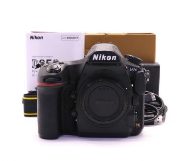 Nikon D850 body в упаковке (пробег 8700 кадров)