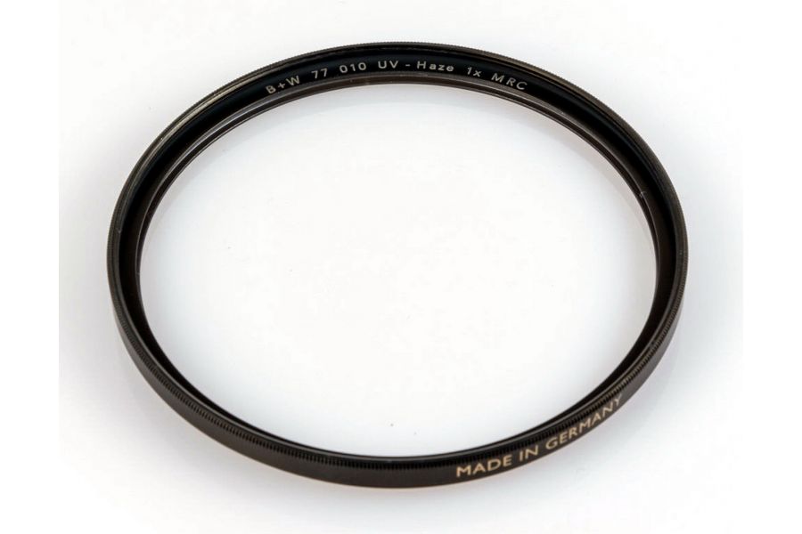 Светофильтр B+W 77 010 UV - Haze 1x MRC