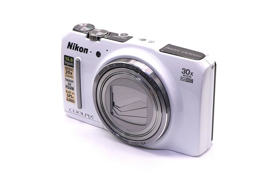 Nikon Coolpix S9700