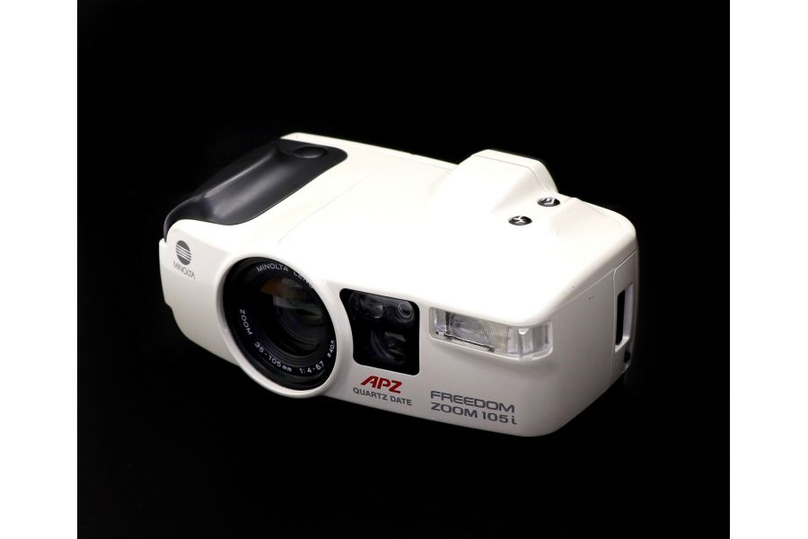 Minolta Freedom Zoom 105i