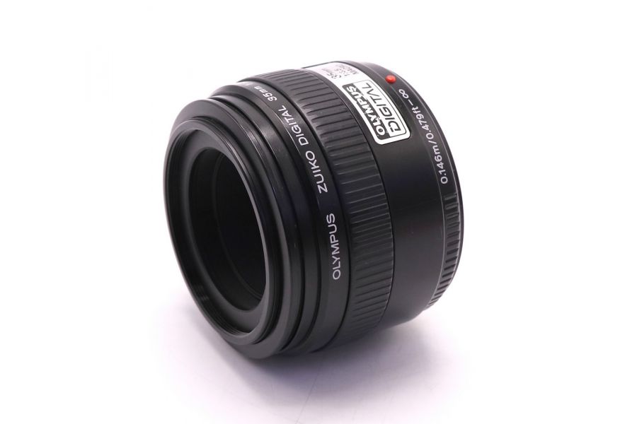 Olympus Zuiko Digital 35mm f/3.5 Macro