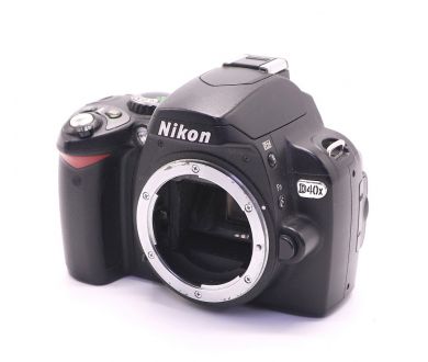 Nikon D40x body (пробег 20810 кадров)
