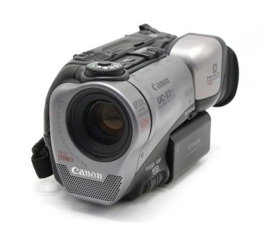 Видеокамера Canon UC-X2Hi