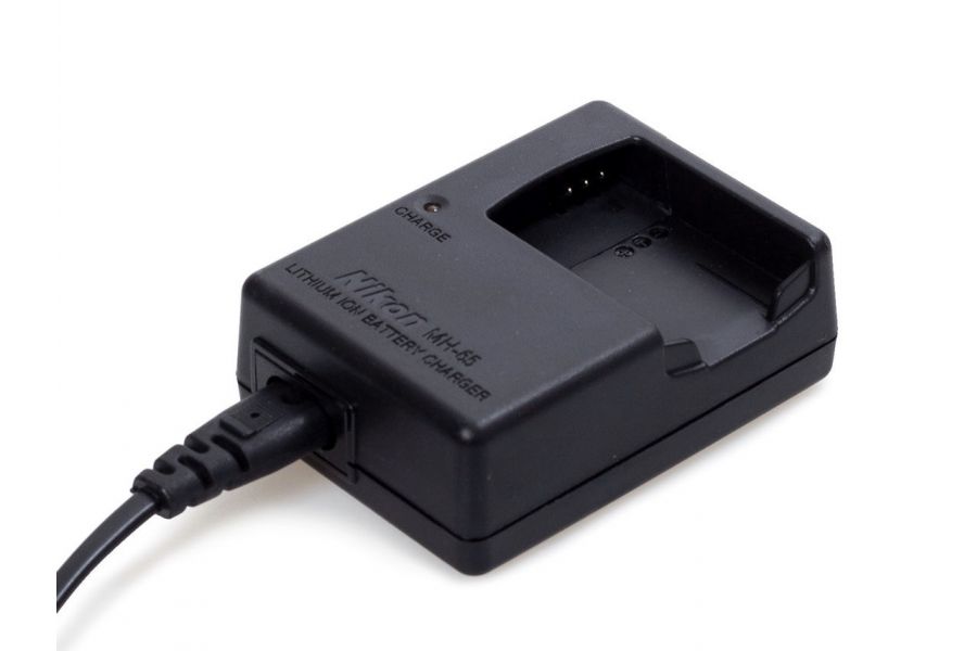 Зарядное устройство Nikon MH-65