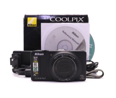 Купить Nikon Coolpix S9300 в упаковке Nikon Coolpix S9300 в упаковке
