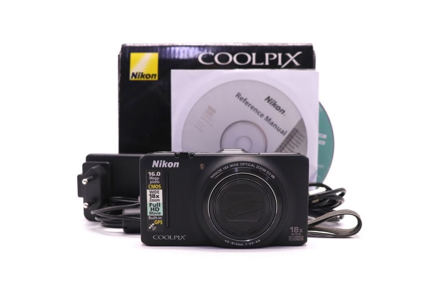Nikon Coolpix S9300 в упаковке