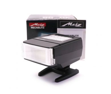 Фотовспышка Metz Mecablitz 30 B3 в упаковке