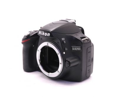 Купить Nikon D3200 body (пробег 6905 кадров) Nikon D3200 body (пробег 6905 кадров)