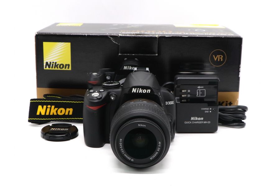 Nikon D3000 kit в упаковке (пробег 870 кадров)
