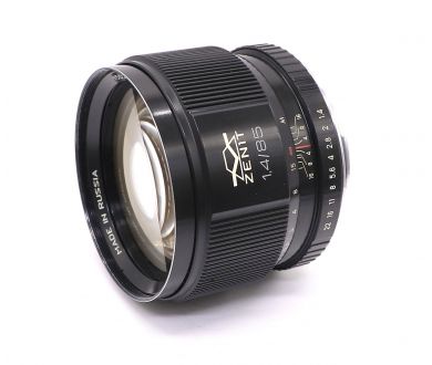 Купить Зенитар-C 85mm f/1.4 Зенитар-C 85mm f/1.4