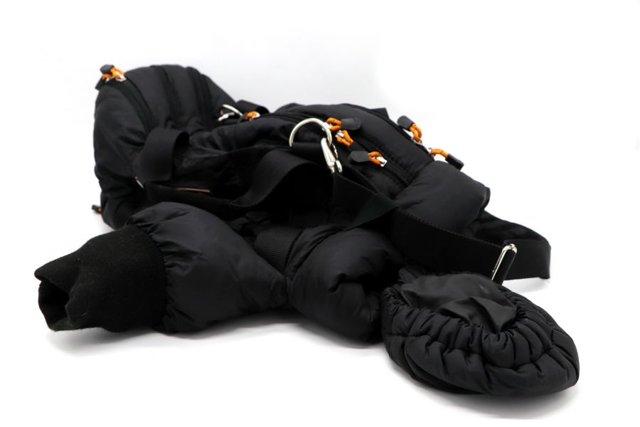 Зимний чехол для видеокамеры Almi BM-XL1