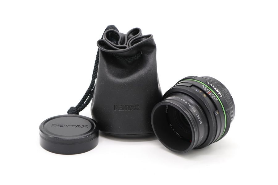 Pentax-DA SMC 70mm f/2.4 Limited