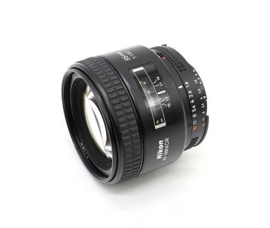 Купить Nikon 85mm f/1.8D AF Nikkor светосильный объектив Nikon 85mm f/1.8D AF Nikkor светосильный объектив