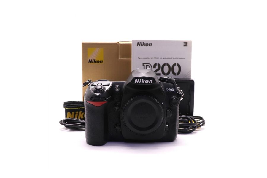 Nikon D200 body в упаковке (пробег 9330 кадров)