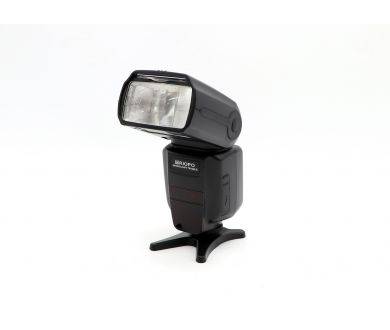 Фотовспышка Triopo SpeedLight TR-960 III
