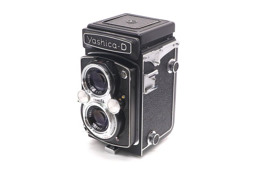 Yashica-D + Yashikor 80mm f/3.5 (Japan, 1965)