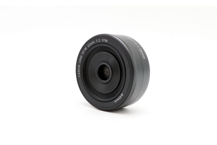 Canon EF-M 22mm f/2 STM