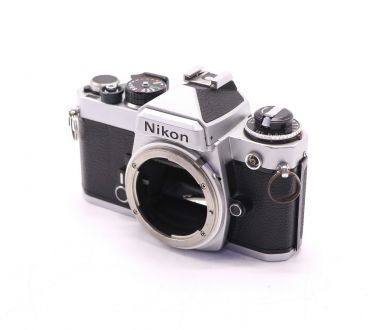 Купить Фотокамера зеркальная Nikon FE body (Japan, 1983) Фотокамера зеркальная Nikon FE body (Japan, 1983)
