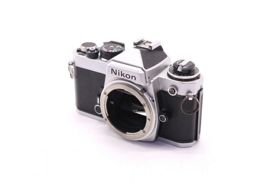 Фотокамера зеркальная Nikon FE body (Japan, 1983)