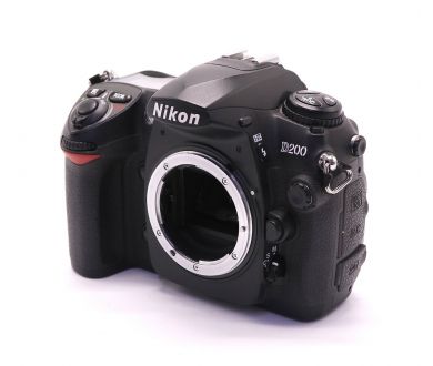 Nikon D200 body (пробег 4500 кадров)