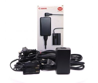 Сетевой адаптер Canon ACK-E2 в упаковке