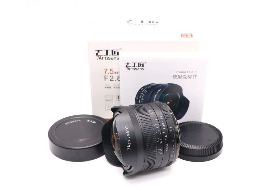 7Artisans 7.5mm f/2.8 II Fujifilm X в упаковке