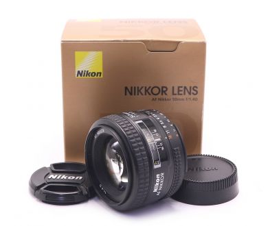 Объектив Nikon 50mm f/1.4D AF Nikkor в упаковке